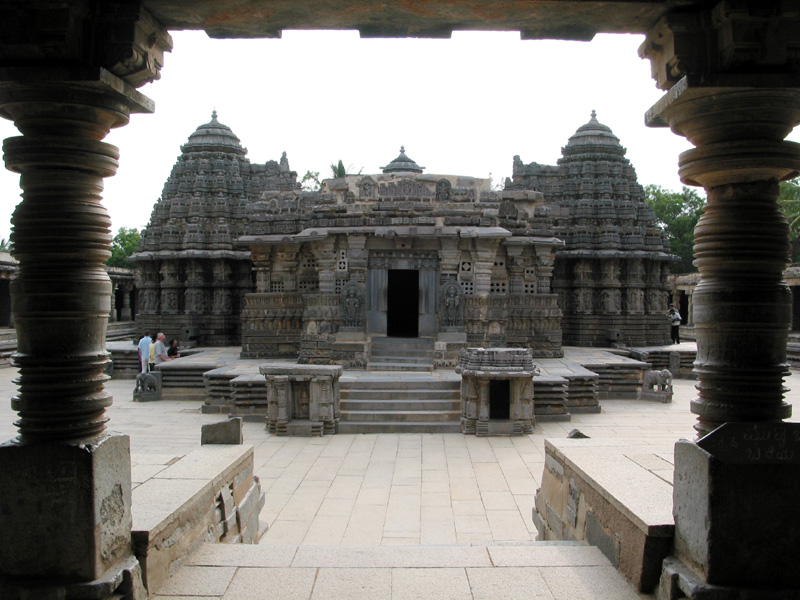 Bangalore to Halebidu Cabs