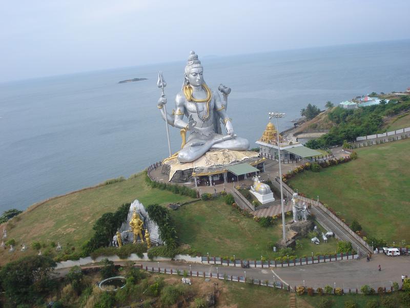 Bangalore to Murudeshwara Cabs