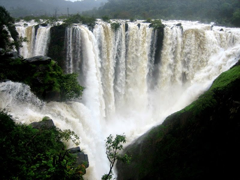 Bangalore to Murudeshwara Cabs